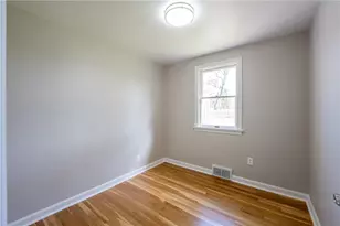 1104 Lakeview Dr, Unity Township, PA 15650 - Photo 18