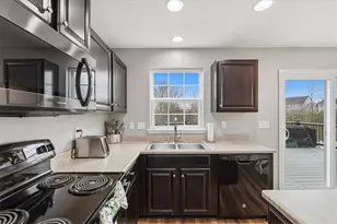 235 Long Ridge Dr, Kennedy Township, PA 15108 - Photo 12