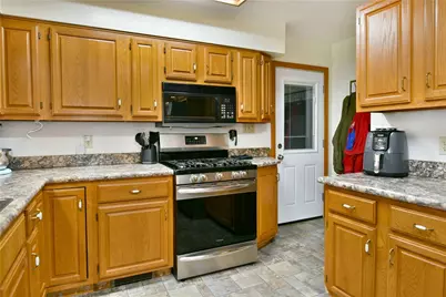 1211 Brentwood Dr, Pymatuning Township, PA 16125 - Photo 10