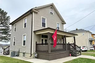 24 W Chartes St, New Castle, PA 16102 - Photo 2