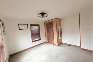 24 W Chartes St, New Castle, PA 16102 - Photo 18