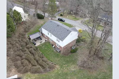 1696 Hathaway Ln, Pittsburgh, PA 15241 - Photo 10