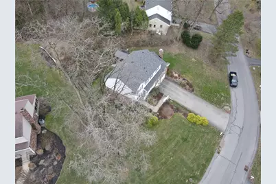 1696 Hathaway Ln, Pittsburgh, PA 15241 - Photo 8