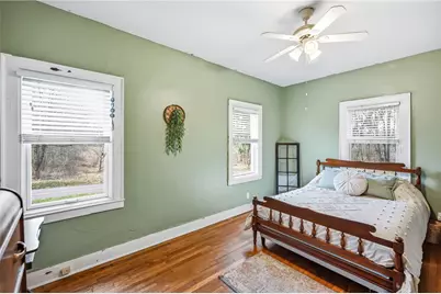 2411 Graceland Rd, Neshannock Township, PA 16105 - Photo 10