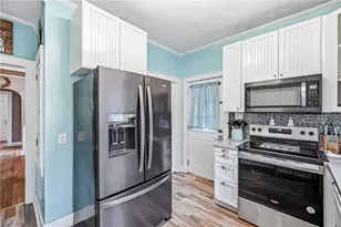 2411 Graceland Rd, Neshannock Township, PA 16105 - Photo 12