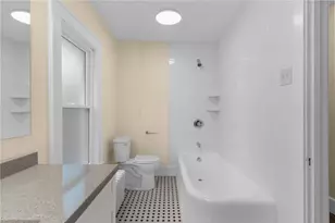 895 Alcoma St, Sharon, PA 16146 - Photo 30