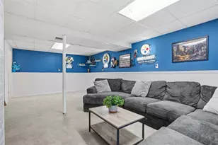 129 Scottsdale Dr, Moon/Crescent Twp, PA 15108 - Photo 22