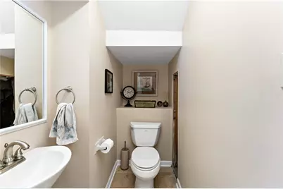 422 Bailey Ave, Pittsburgh, PA 15211 - Photo 16