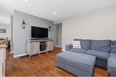 6417 Helen St., South Park, PA 15129 - Photo 4