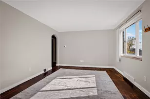 813 Alberta Dr, West Mifflin, PA 15122 - Photo 4