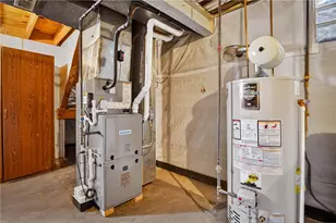 813 Alberta Dr, West Mifflin, PA 15122 - Photo 26