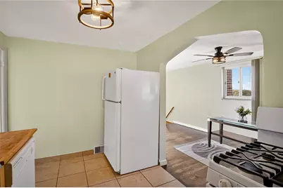 813 Alberta Dr, West Mifflin, PA 15122 - Photo 14