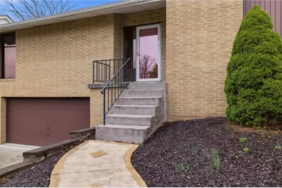 261 Hazelwood Dr, North Franklin Township, PA 15301 - Photo 4