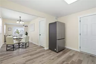 805 Colonial Ave, Monaca, PA 15061 - Photo 14