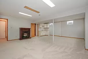1460 Mohican Dr, Pittsburgh, PA 15228 - Photo 20