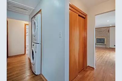 1460 Mohican Dr, Pittsburgh, PA 15228 - Photo 8