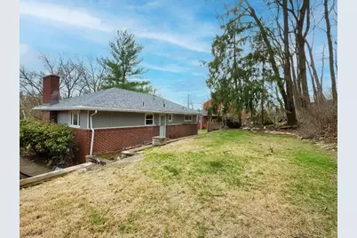 1460 Mohican Dr, Pittsburgh, PA 15228 - Photo 26