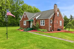7376 Sharon-Mercer Rd, Lackawannock Township, PA 16137 - Photo 6