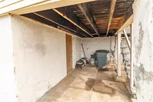 700 6th St, Glassport, PA 15045 - Photo 32