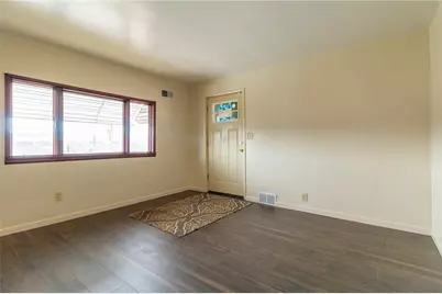 700 6th St, Glassport, PA 15045 - Photo 6
