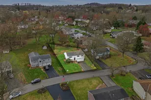 106 Squirrel Hollow Rd, West Deer, PA 15044 - Photo 2