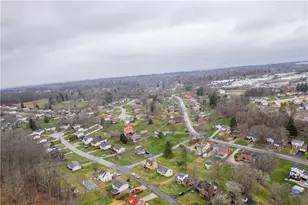 1009 Fairview Dr, Bethel Park, PA 15102 - Photo 28