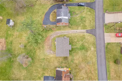 1009 Fairview Dr, Bethel Park, PA 15102 - Photo 26