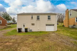 1009 Fairview Dr, Bethel Park, PA 15102 - Photo 24