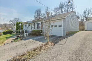 1205 Vermont Ave, Hopewell Township, PA 15001 - Photo 2