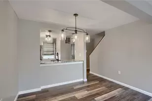 7812 Lafayette Square, Hopewell Township, PA 15001 - Photo 10