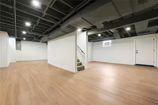 105 Weller Dr, Pittsburgh, PA 15090 - Photo 24