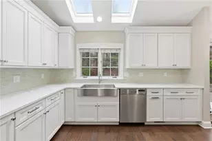 1915 Oakhurst Dr, Pittsburgh, PA 15101 - Photo 22