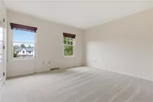 1915 Oakhurst Dr, Pittsburgh, PA 15101 - Photo 36