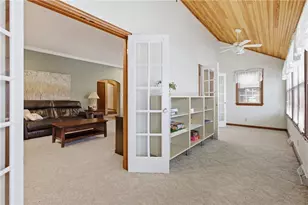 4757 Gardenville Rd, Pittsburgh, PA 15236 - Photo 8