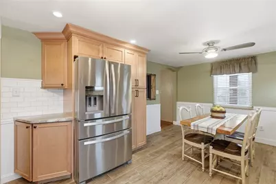 4757 Gardenville Rd, Pittsburgh, PA 15236 - Photo 16