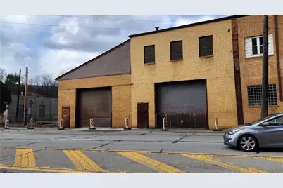 2121 5th Ave, McKeesport, PA 15132 - Photo 4