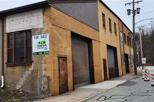 2121 5th Ave, McKeesport, PA 15132 - Photo 2