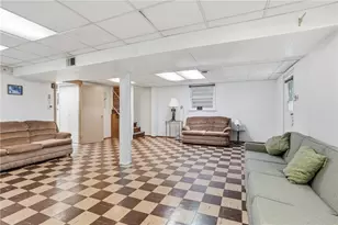 1925 Kenneth Ave, Arnold, PA 15068 - Photo 14