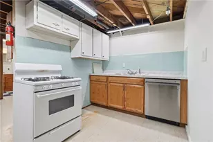 1925 Kenneth Ave, Arnold, PA 15068 - Photo 16