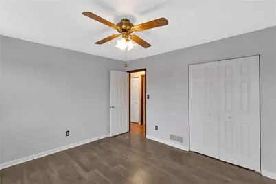 537 Green Haven Ct, Pittsburgh, PA 15239 - Photo 12