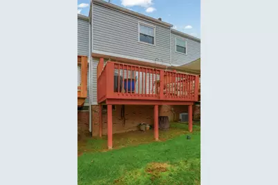 140 Rossmor Ct, Ross Twp, PA 15229 - Photo 12