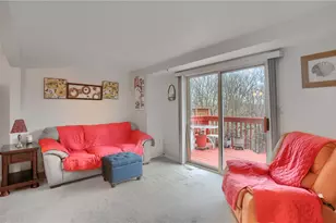 140 Rossmor Ct, Ross Twp, PA 15229 - Photo 8