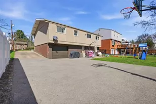 3017 Greenwald Rd, Bethel Park, PA 15102 - Photo 38