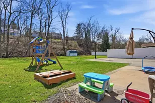 3017 Greenwald Rd, Bethel Park, PA 15102 - Photo 32