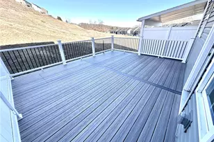 5003 Summit Dr, South Park, PA 15129 - Photo 12