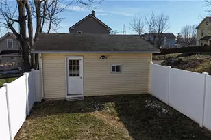 910 Temple Ave, New Castle, PA 16101 - Photo 8