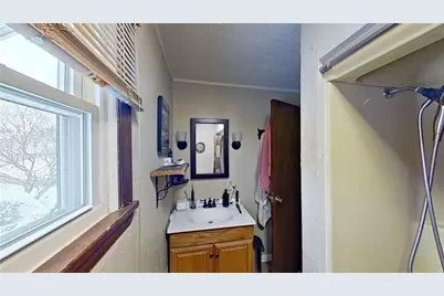 910 Temple Avenue, New Castle, PA 16101 - Photo 26