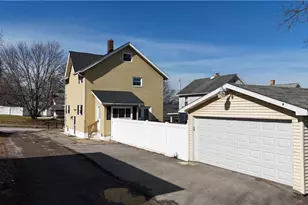 910 Temple Ave, New Castle, PA 16101 - Photo 10