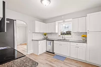 134 N 11th St, Connellsville, PA 15425 - Photo 10