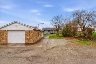 134 N 11th St, Connellsville, PA 15425 - Photo 28